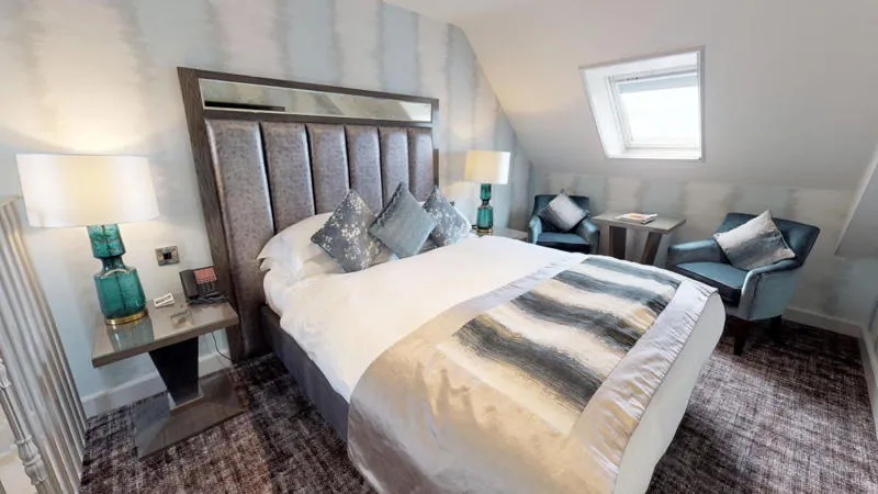 Deluxe Duplex Spiral Room