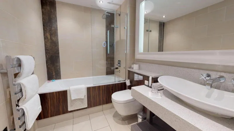 Deluxe Duplex Spiral Room